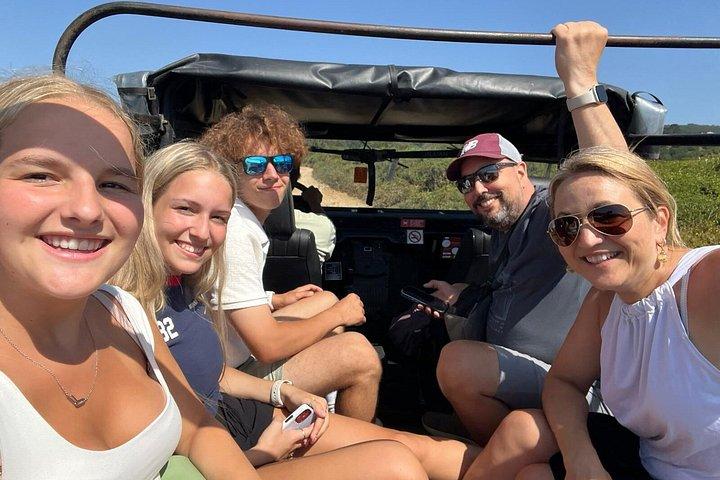 シントラとカスカイス：クラシックな4x4で行くプライベートな1日アドベンチャー