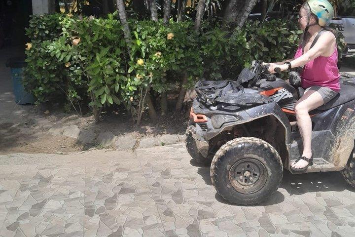 Roatan Create Your Itinerary -up to 12 pax