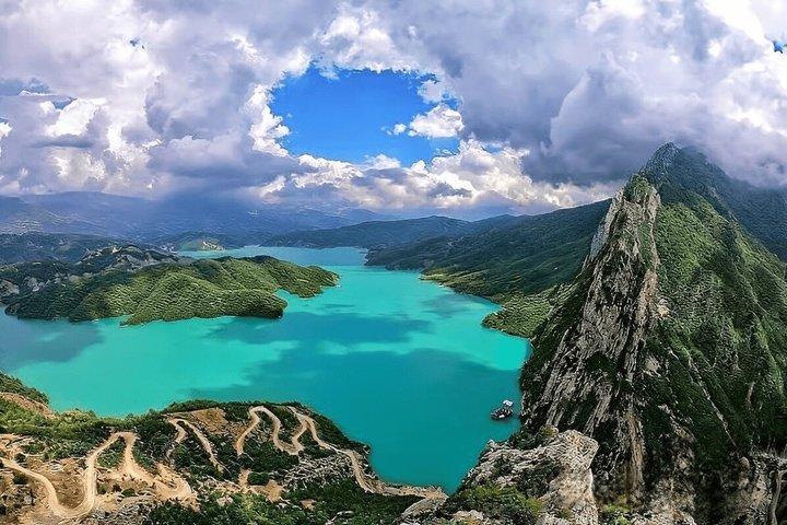 Randonnée au mont Gamti avec vue sur le lac Bovilla et le canyon - Depuis Tirana