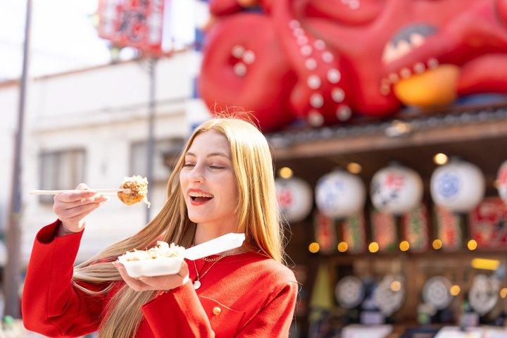 (Solo per 1 Gruppo) Osaka Dotonbori Food Tour Wagyu & Ramen Takoyaki