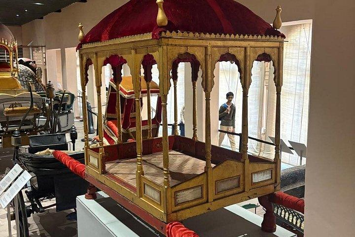 ジャイプール地方市場：手工芸品、織物＆ストリートショッピング
