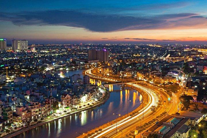 小グループホーチミン半日ツアー6名所を巡る