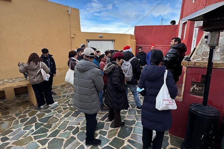 Santorini Highlights Minibus Tour with Oia Sunset