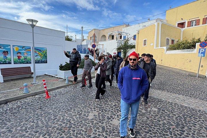 Santorini Highlights Minibus Tour with Oia Sunset