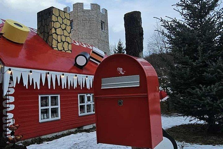 冬のコンボ ゴザフォスのクリスマスハウスと森のラグーン