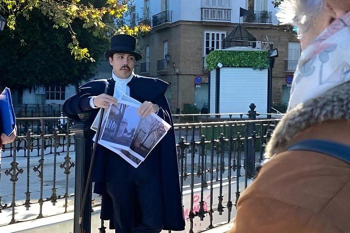 カディス観光：歴史的画像を通して過去へ旅する