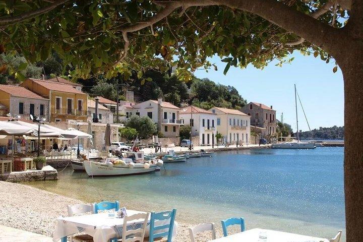 Crociera avventura Atokos e Itaca da Poros