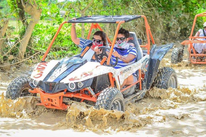Buggy Adventure Tour con cioccolato e caffè a Punta Cana