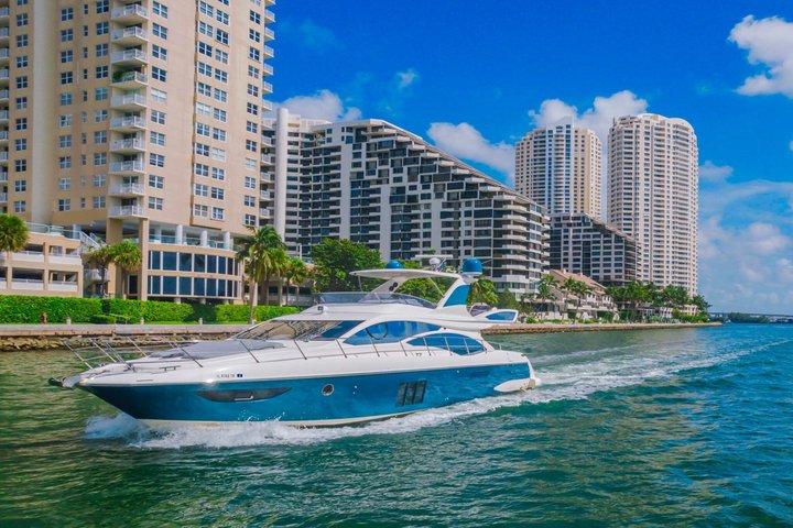 Private Luxus Yacht Erfahrung in Miami mit 2 Jet Ski Inklusive