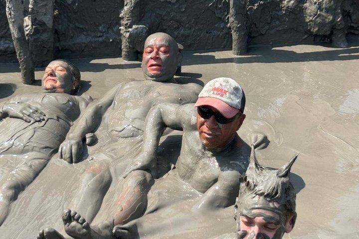 Mud Volcano & Galerazamba Tour with Lunch from Cartagena