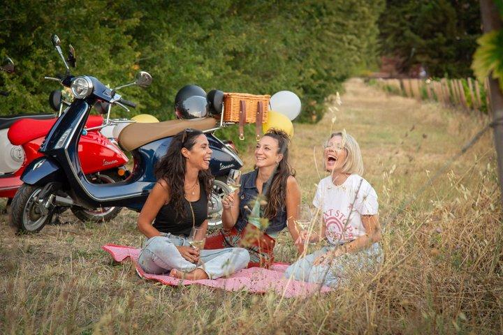 Vespa-Tour durch Spello und Assisi mit Picknick oder Mittagessen