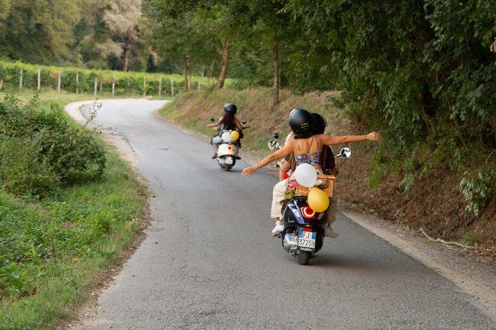 Vespa-Tour durch Spello und Assisi mit Picknick oder Mittagessen