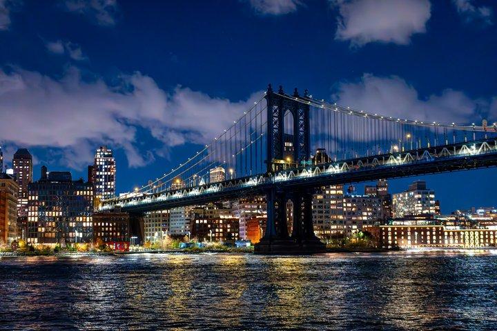 New York City Dinner Cruise with Live Music