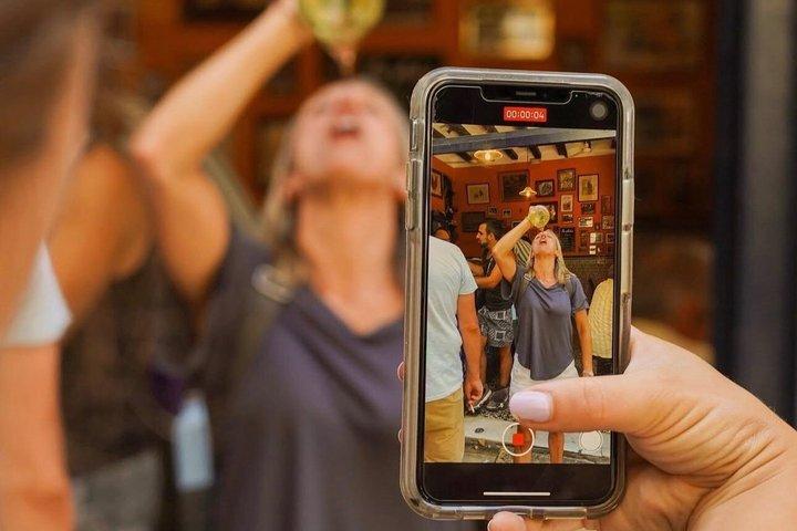 Old Town Barcelona : Tapas & Wine Like a Local