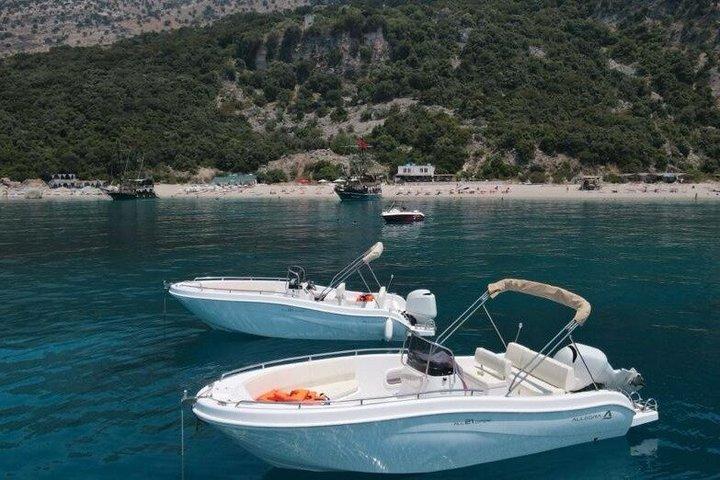 Excursion privée en bateau à moteur Saranda à Krorez Bay