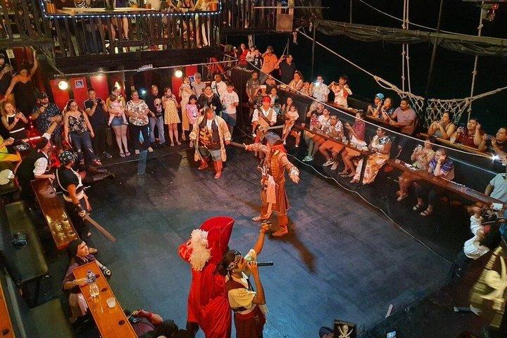 Cena dei pirati e Show Experience! New York Bistecca e nave pirata