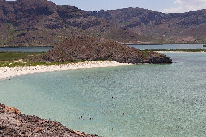 カボサンルーカスからラパスとバランドラビーチへの日帰り旅行