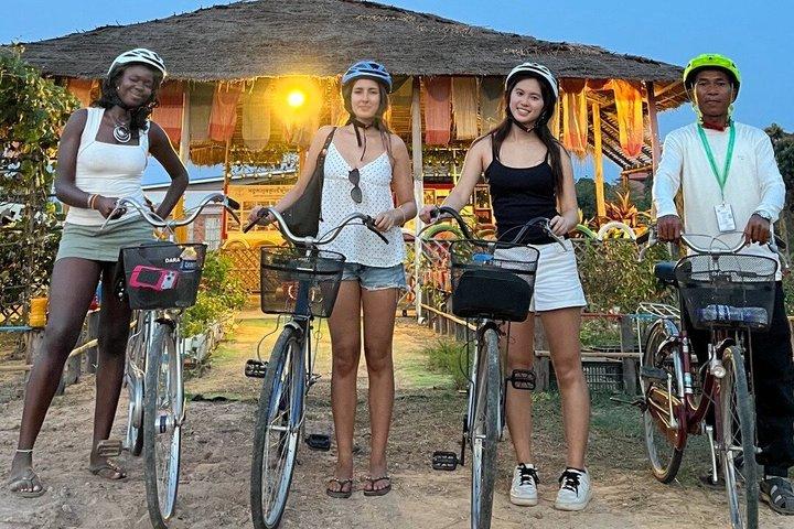 シェムリアップ;プライベートカントリーサイド、サンセット、自転車ツアー＆ピクニック