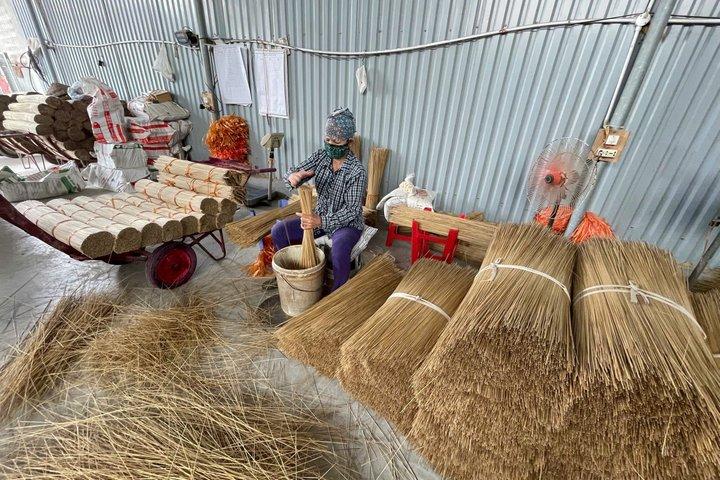 Fra Hanoi - Halvdag - Conical Hat & Røgelse Craft landsbyer