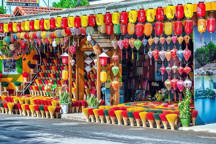 ハノイ発-半日-円錐帽子＆香細工村