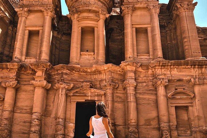 Petra and Pink Lake Private Guided Tour