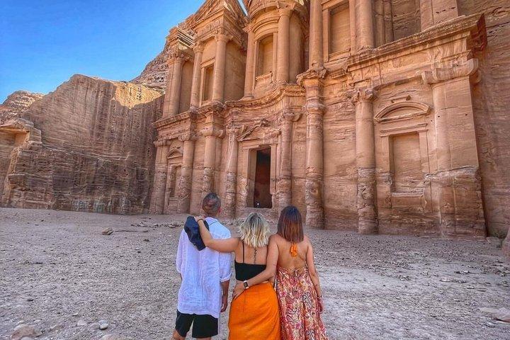 Petra e Pink Lake Tour guidato privato