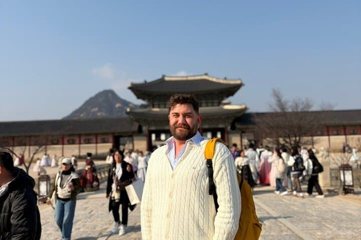 Half day Morning Seoul City Tour(Temple & Gyeongbok Palace)