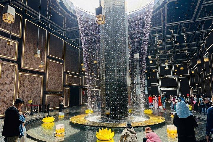 クーチートンネル-バデン山-カオダイ寺院小グループツアー