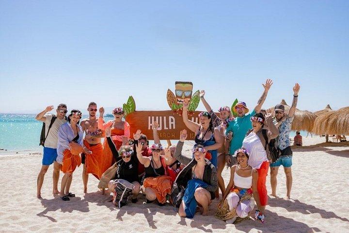 Hurghada : Hula Hula Insel Bootsfahrt mit Parasailing & Mittagessen