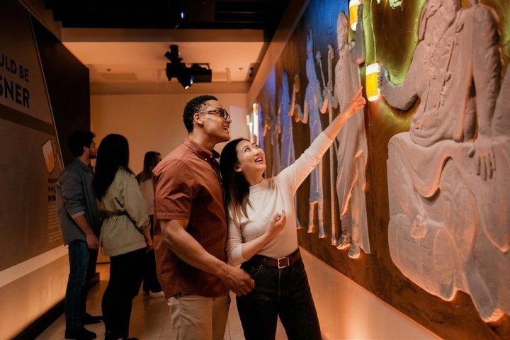 プラハの音声ガイド付きビール ツアー、プラハの展示チケット付き