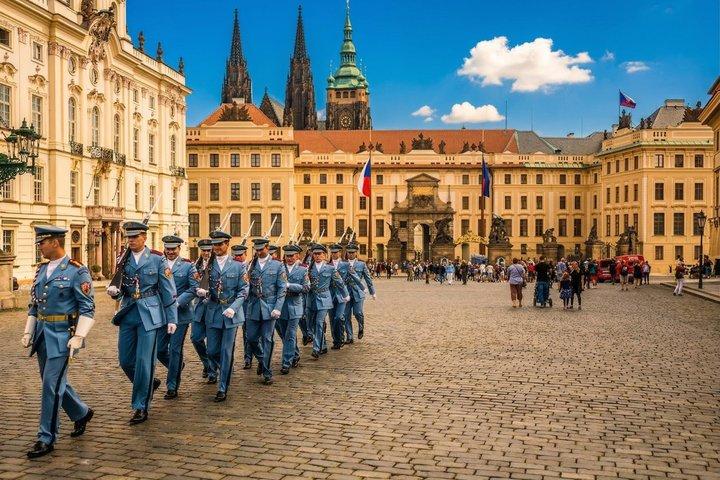 Praga: Visita ao castelo de 1 hora com ingresso rápido