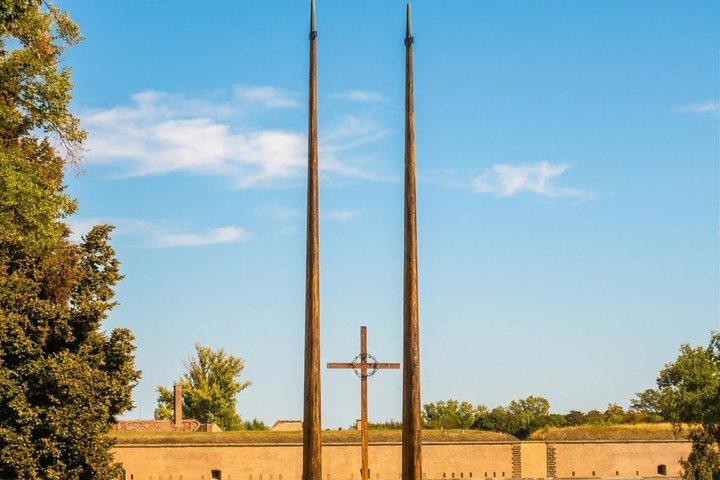 Terezin Tour incluindo ingresso e transferência e áudio