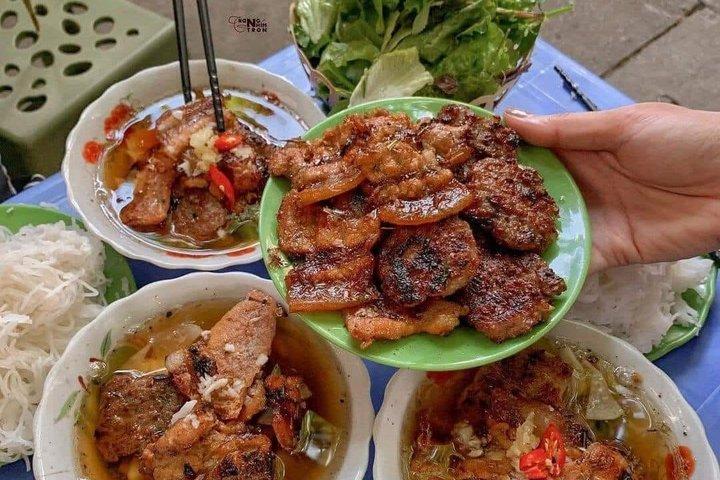 ハノイ市内サイクリングツアー：西湖、旧市街＆文化観光