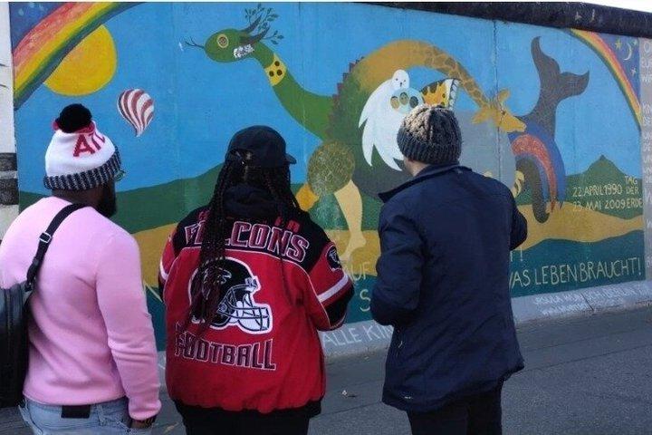 Berlin’s Wall, Street Art & Local Hoods