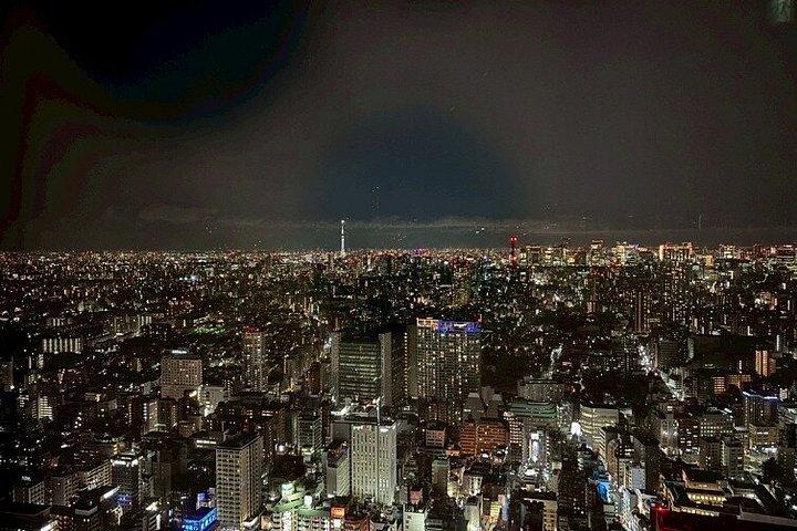 新宿でラグジュアリー＆エクスクルーシブなローカルダイニング＆BAR体験