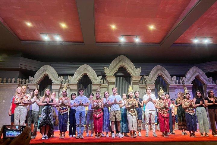 Apsara Theatre Performance include cena a buffet a Siem Reap