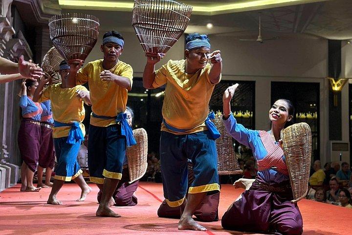 Apsara Theatre Performance include Buffet Dinner in Siem Reap