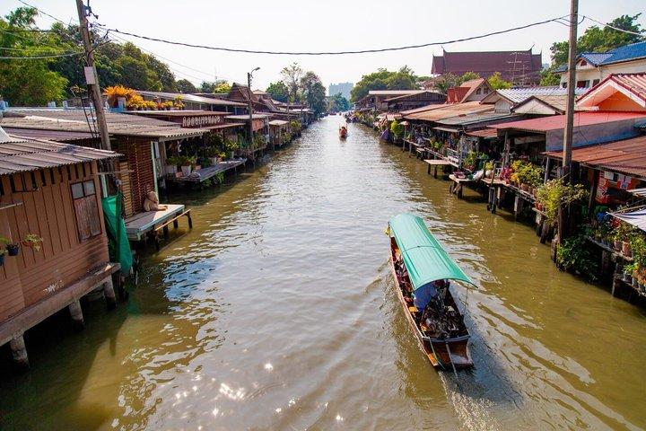 Wat Pak Nam Longtail Boat Tour com Mercado de Flores em Banguecoque