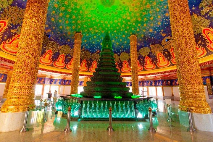 Wat Pak Nam Longtail Bootstour mit Blumenmarkt in Bangkok