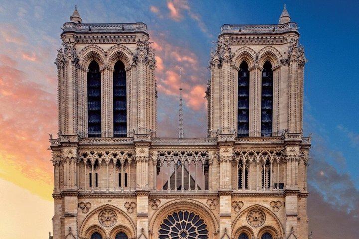Notre Dame Walking Tour com Mini Photoshoot Paris
