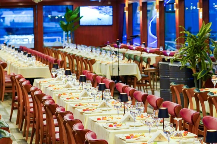 Bosphorus Dinner Cruise & Shows Private Table Unlimited Alcohol