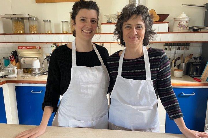 Ostuni : Tiramisù-Pizza kookles gekookt in een houtoven