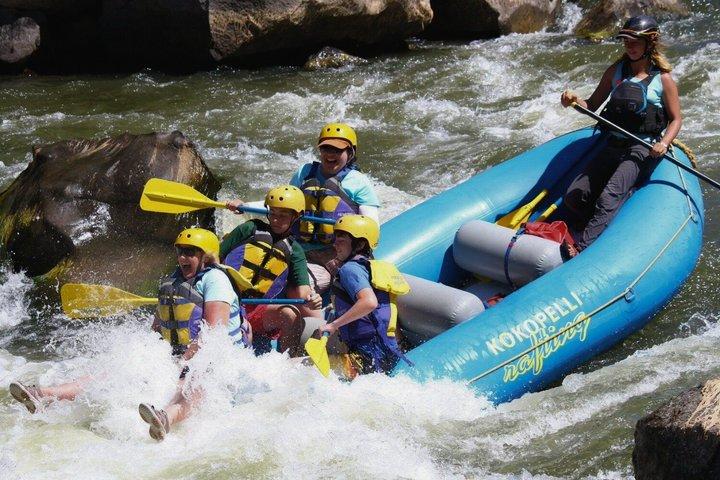 Inca Jungle Trail to Machu Picchu 3 Day Adventure with Sky Lodge