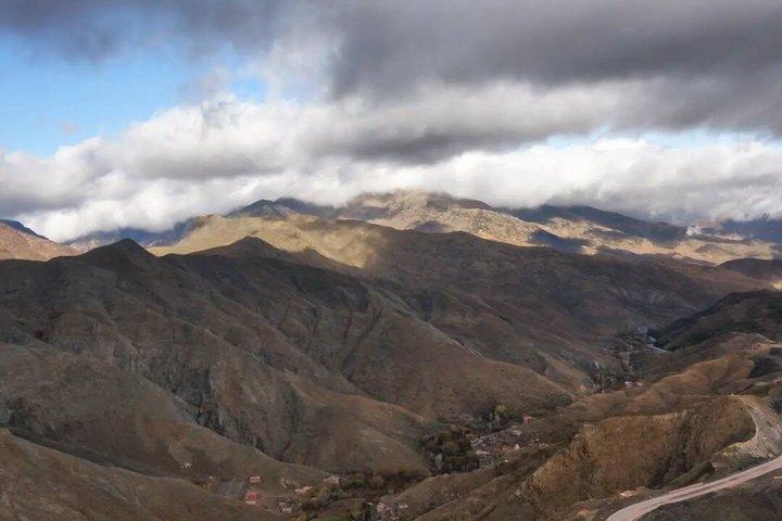 プライベート日帰りマラケシュでアイトベンハドゥとアトラス山脈へ