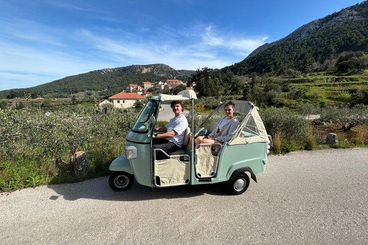 Stari Grad Private Tuk Tuk Tour med vinsmagning