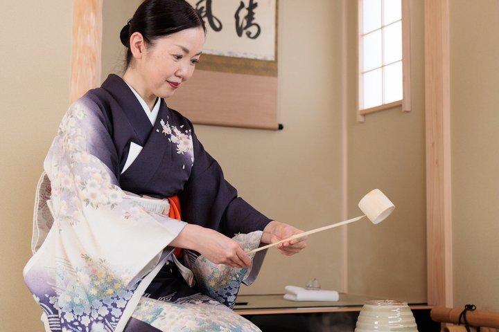 本物の京都茶道：Camの花茶屋