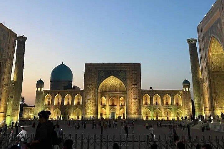 Tagestour Samarkand ab Taschkent mit Mittagessen