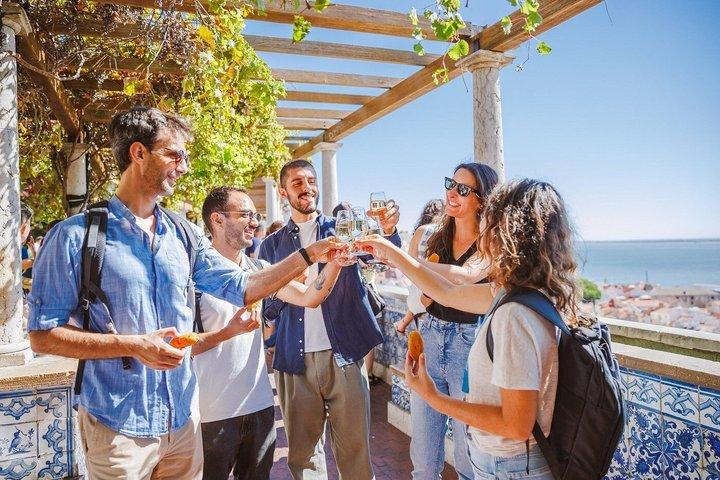 Il meglio di Lisbona Tour a piedi Baixa Alfama Chiado Rossio Food Natas
