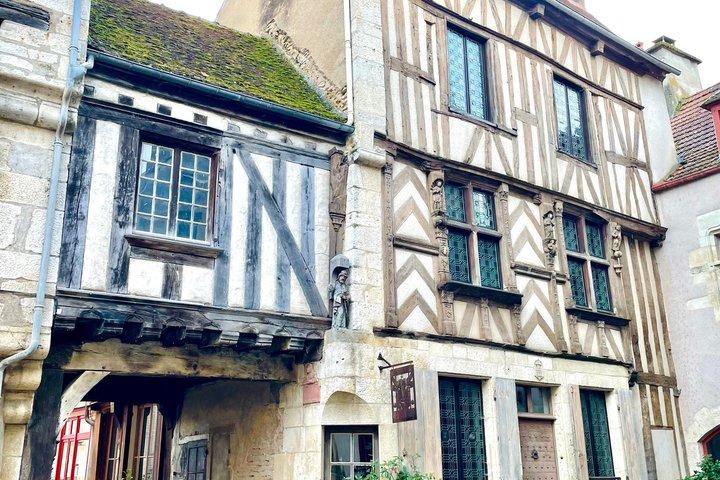 Paris Wine Day Tours - Chablis Wine tour - 3 dégustations avec déjeuner