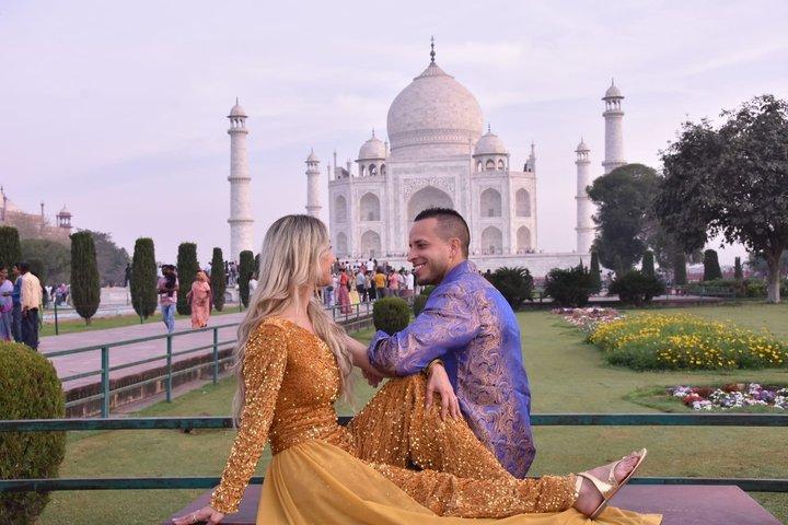 Taj Mahal : biglietto d'ingresso espresso per tour all'alba con Guida